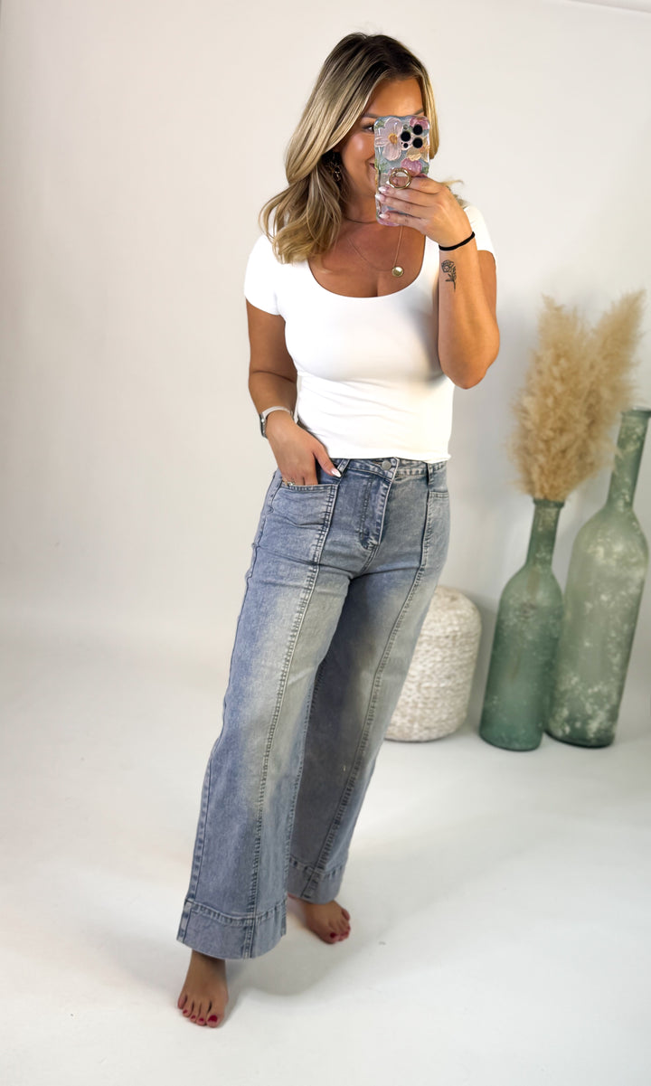 Skyline Seam Wide Leg Jeans