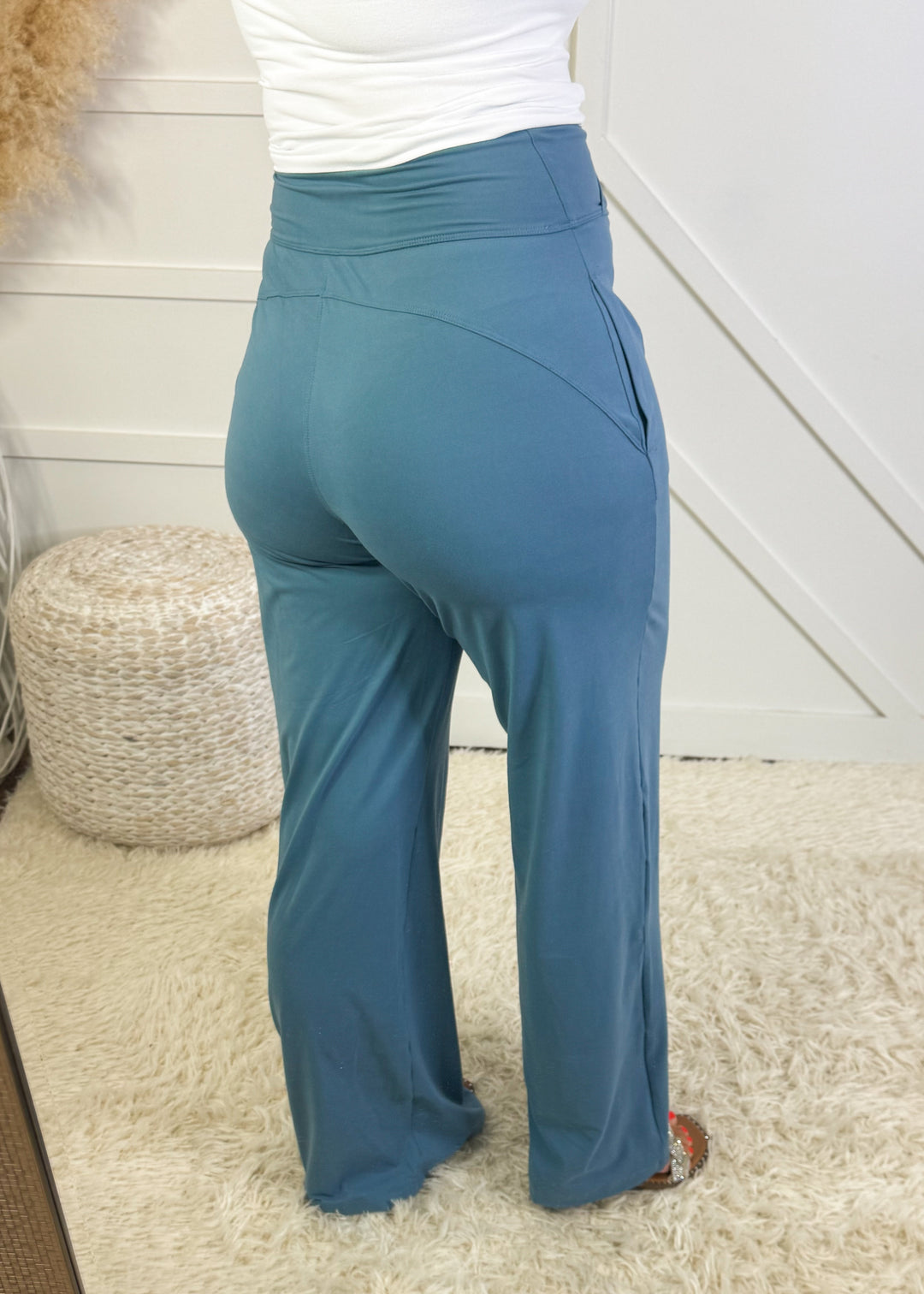 Coastal Chill Pants