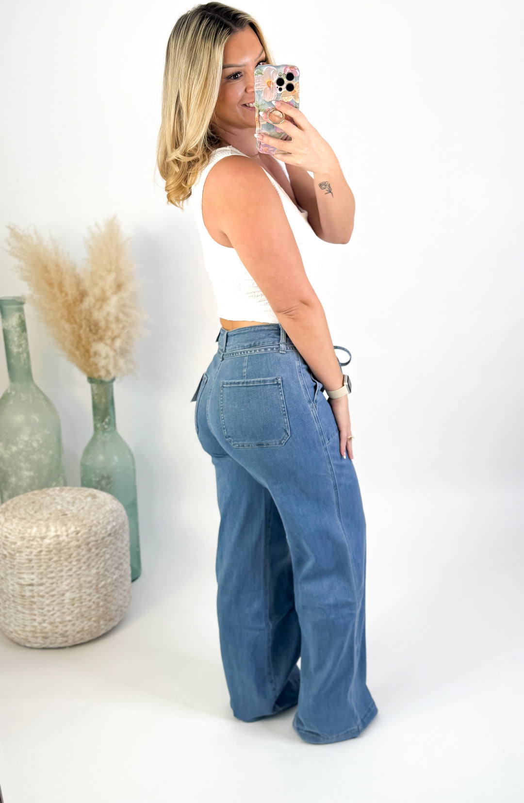 Vervet Lush Life - Super High Rise Tie Waistband Wide Leg Jeans