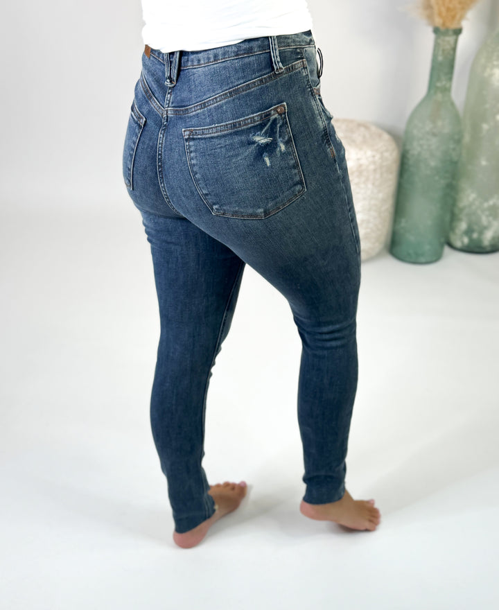 Weekend Muse Tummy Control Skinny Jeans by Judy Blue