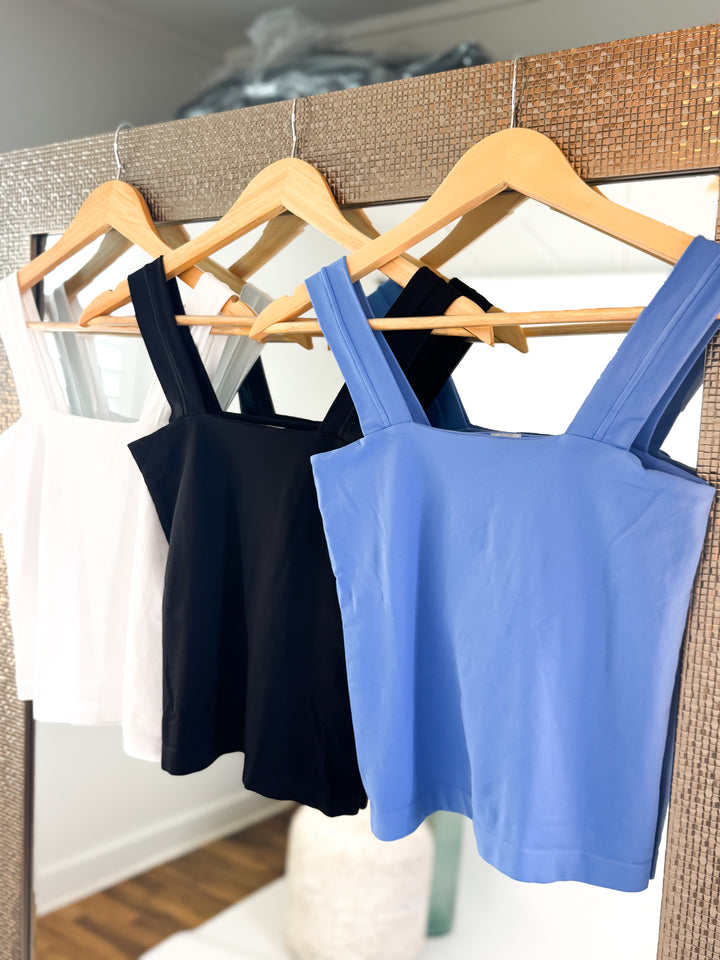 Clean Line Square Tank