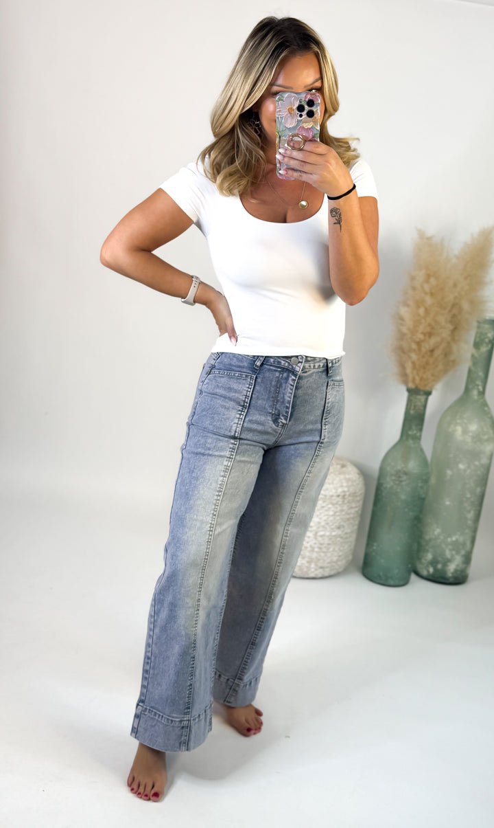 Skyline Seam Wide Leg Jeans