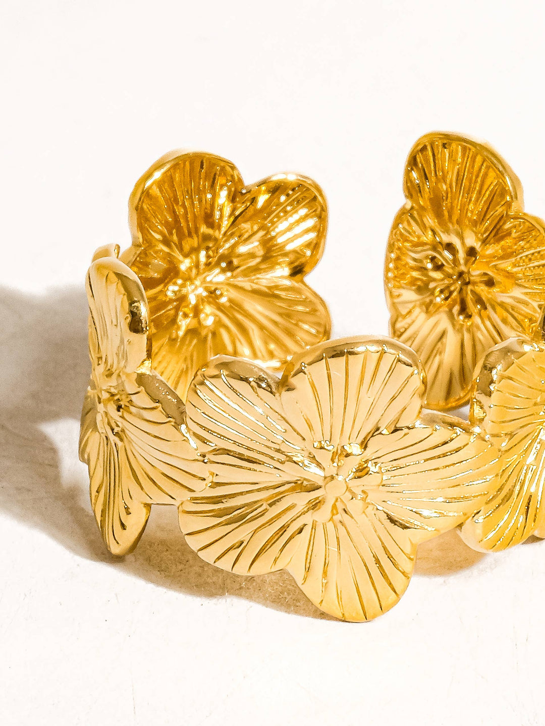 Josée 18K Gold Non-Tarnish Flower Ring: Yellow Gold
