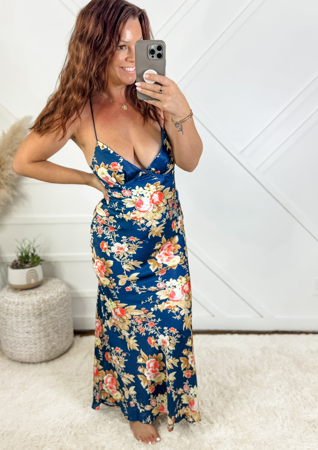 Ella Crisscross Floral Maxi Dress xs Ella Crisscross Floral Maxi Dress xs