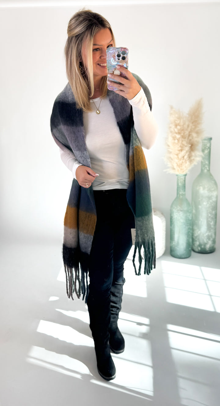 ⭐Door Buster⭐ Olive Checker Pattern Scarf