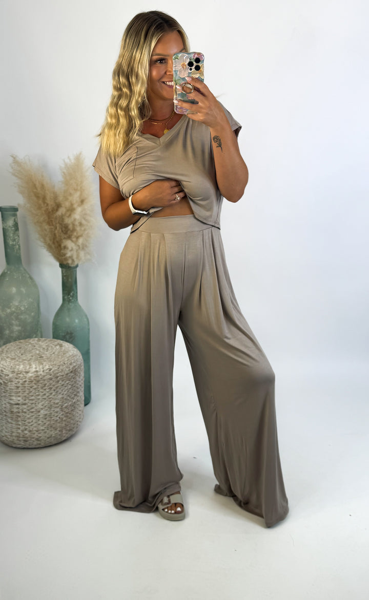 Weekend Wanderer Lounge Set