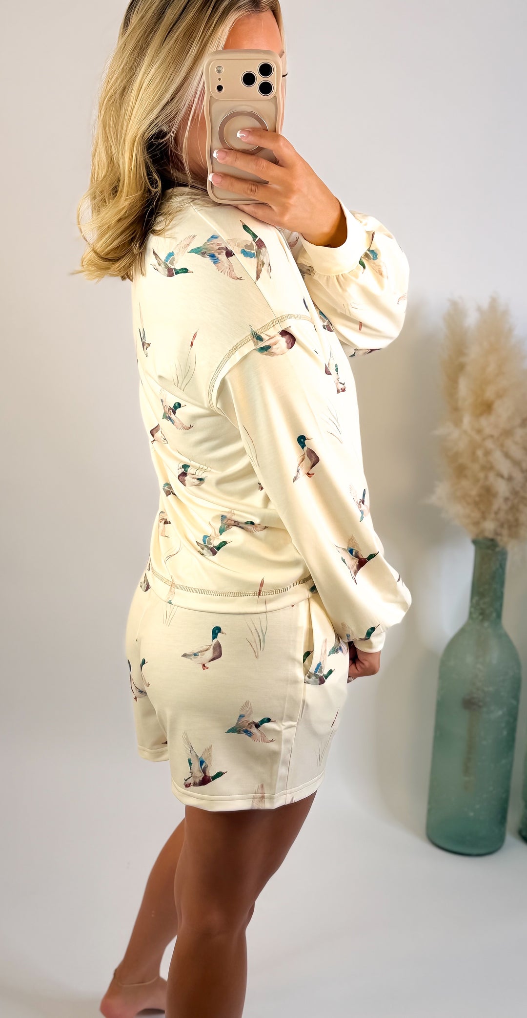 Duck Season Lounge Set