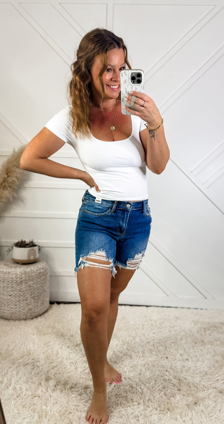 Hannah Judy Blue Mid Rise Fray Hem Shorts