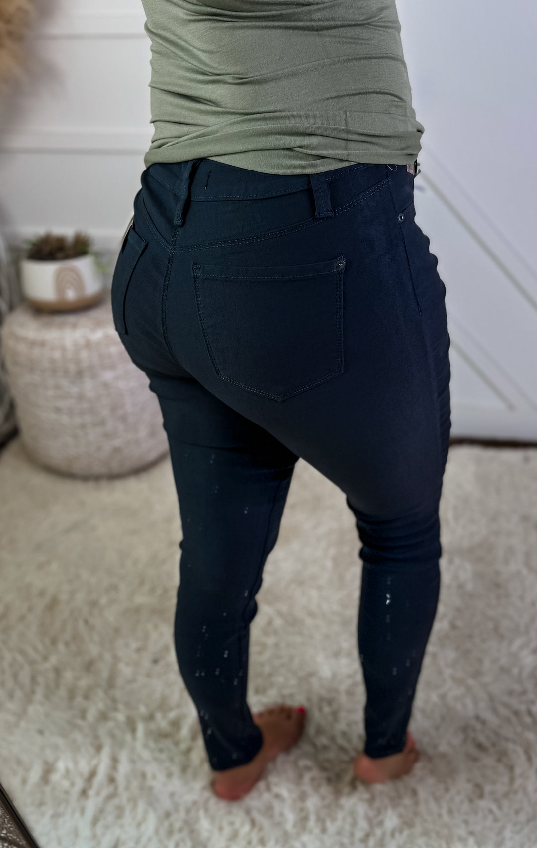 Ansley Hyperstretch Mid Rise Skinny Pant *Door Buster*