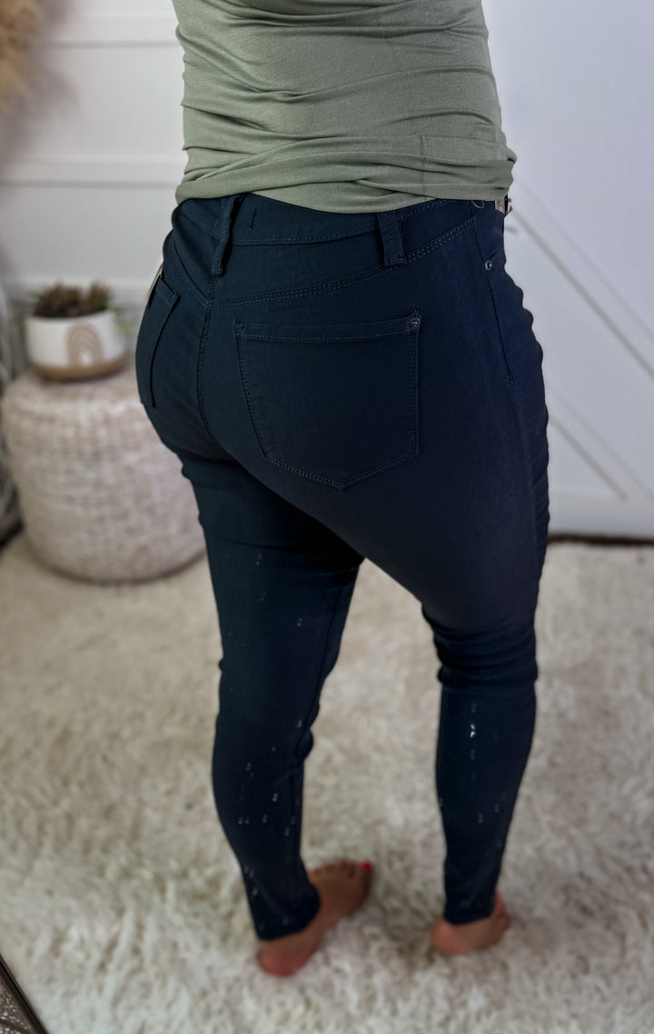 Ansley Hyperstretch Mid Rise Skinny Pant *Door Buster*