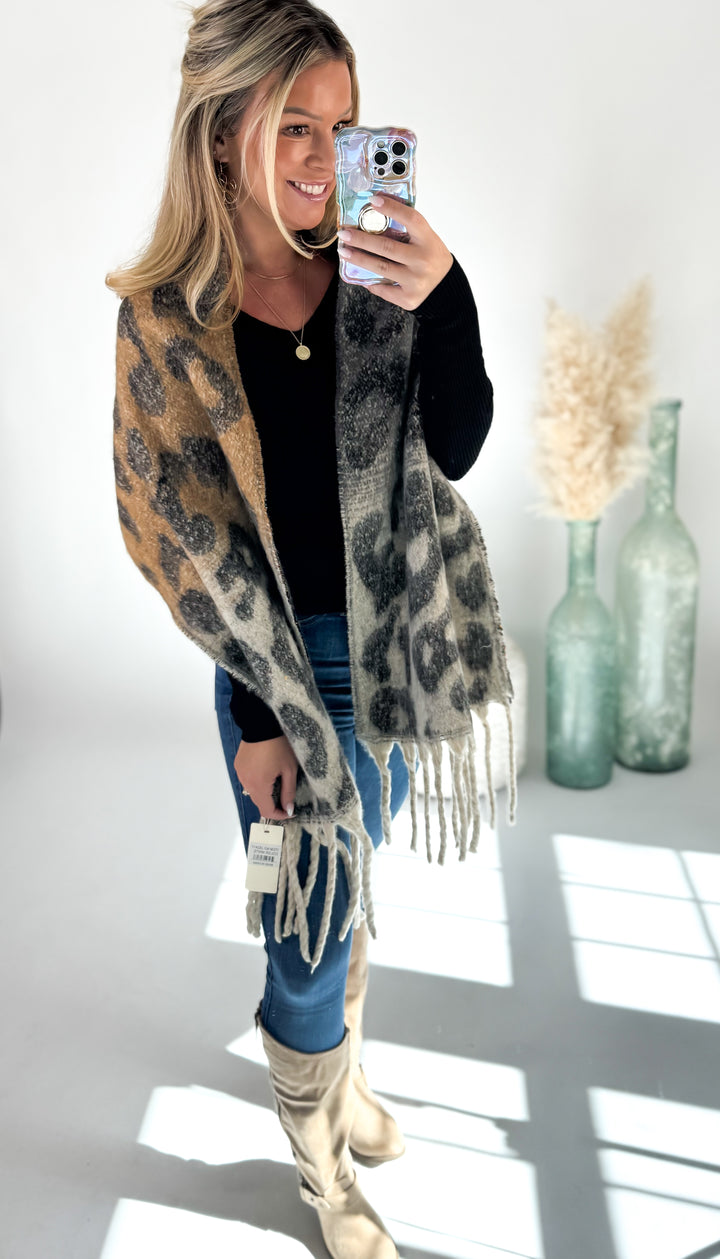 ⭐Door Buster⭐ Leopard Print Scarf