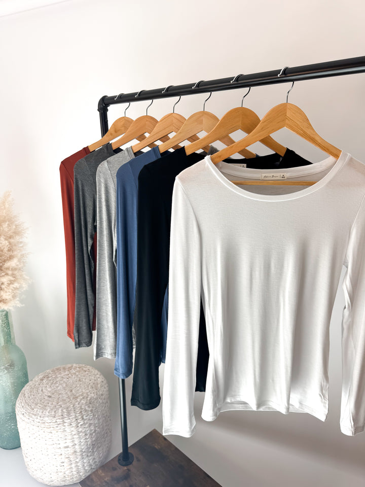 ⭐Door Buster⭐ Second Skin Long Sleeve