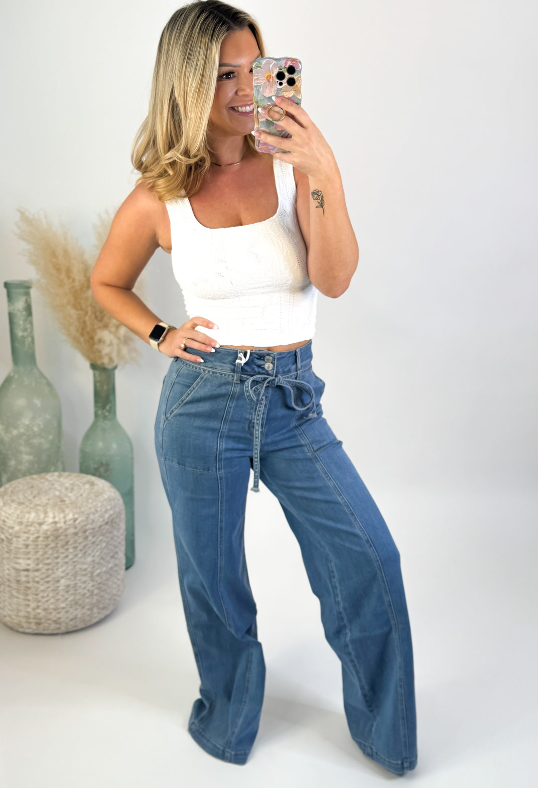 Vervet Lush Life - Super High Rise Tie Waistband Wide Leg Jeans