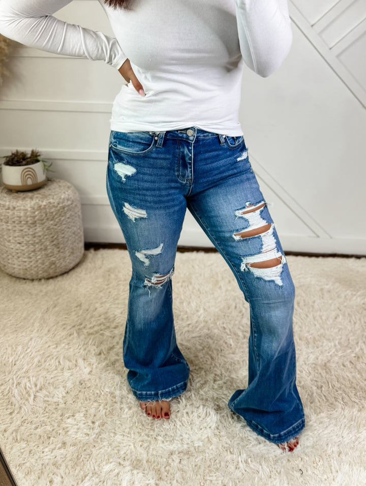 Allie Destroyed Mid Rise Flare PETRA153 Jeans