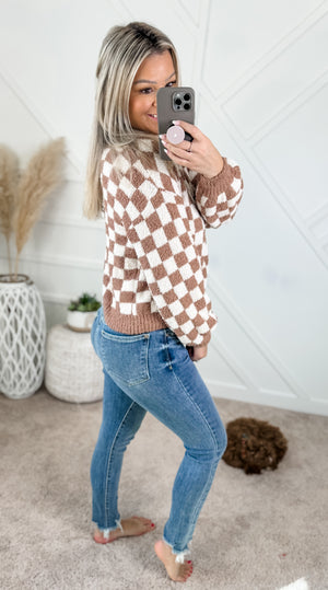 Jonie Checkered Sweater Pullover