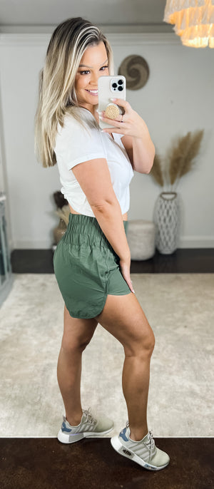 On Point Shorts - Olive