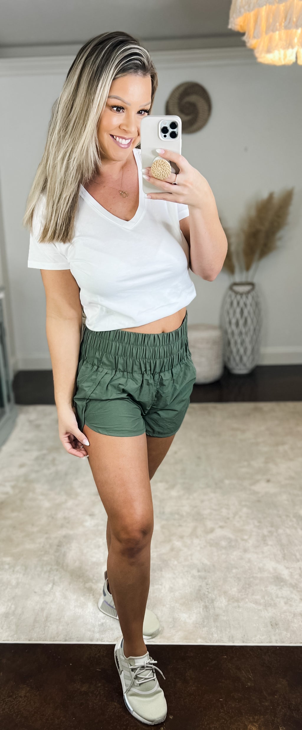 On Point Shorts - Olive